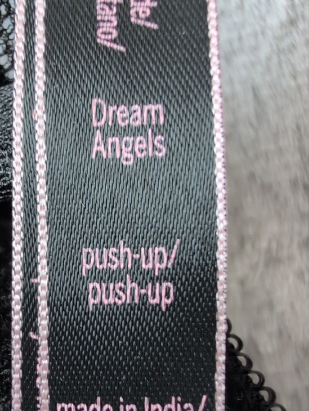 Victoria's Secret Dreams Angels Black Lace Push-Up Bra - Picture 4 of 16